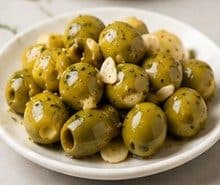 Olive verte dénoyautées à l’ail seau Chatar 7kg